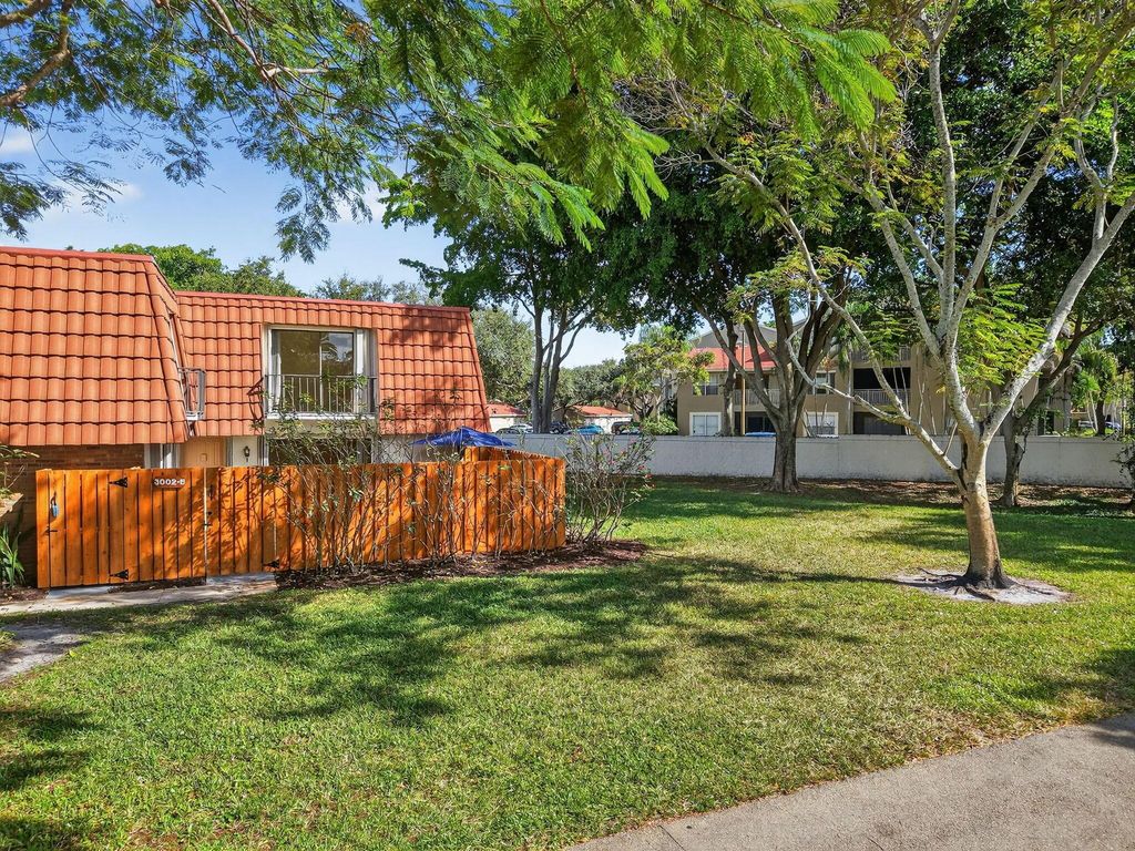 Photo of 3002 San Clara Drive #6-B, Delray Beach, FL 33445 (MLS # R11143641)