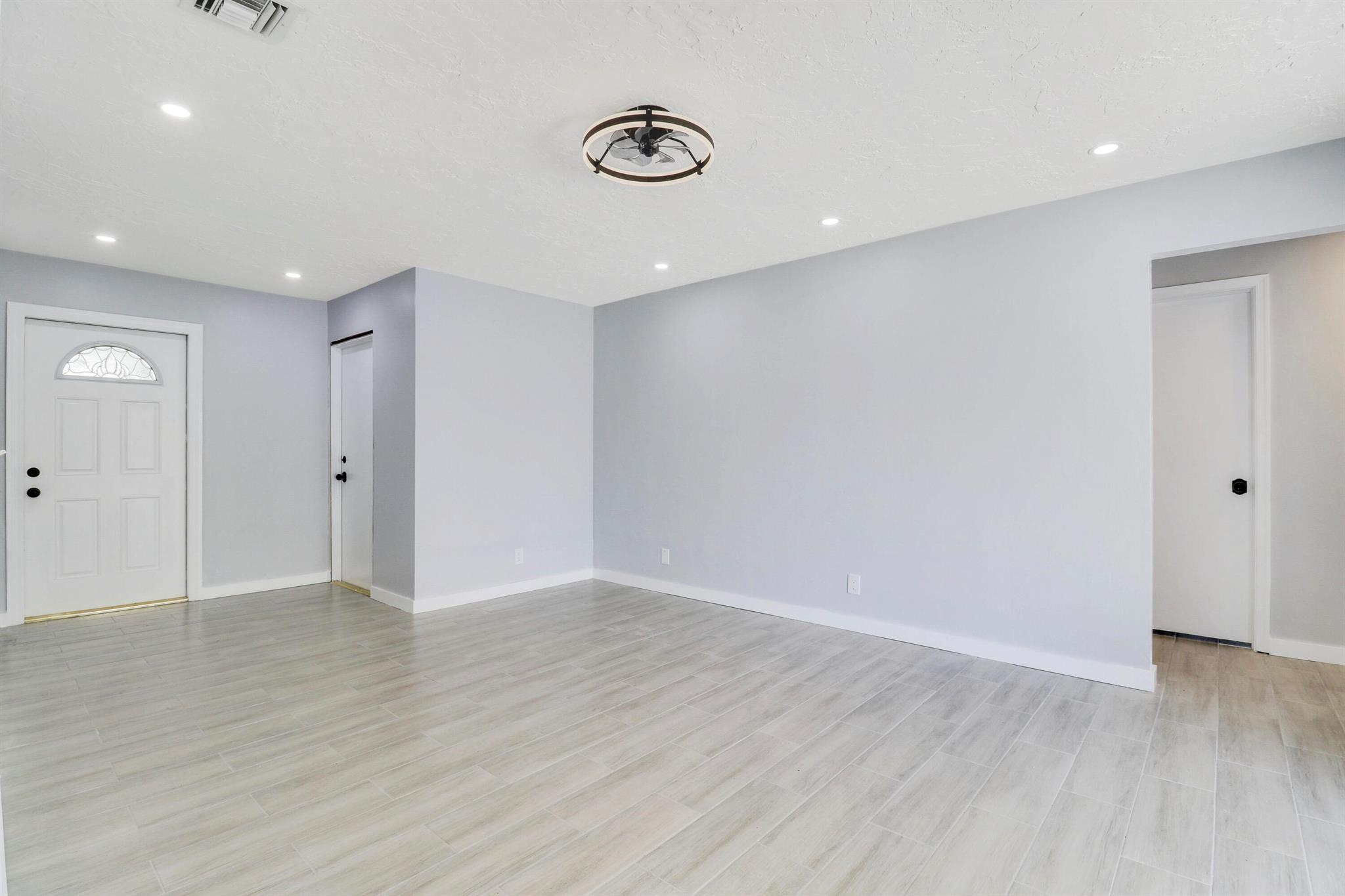 2732 Starwood Circle