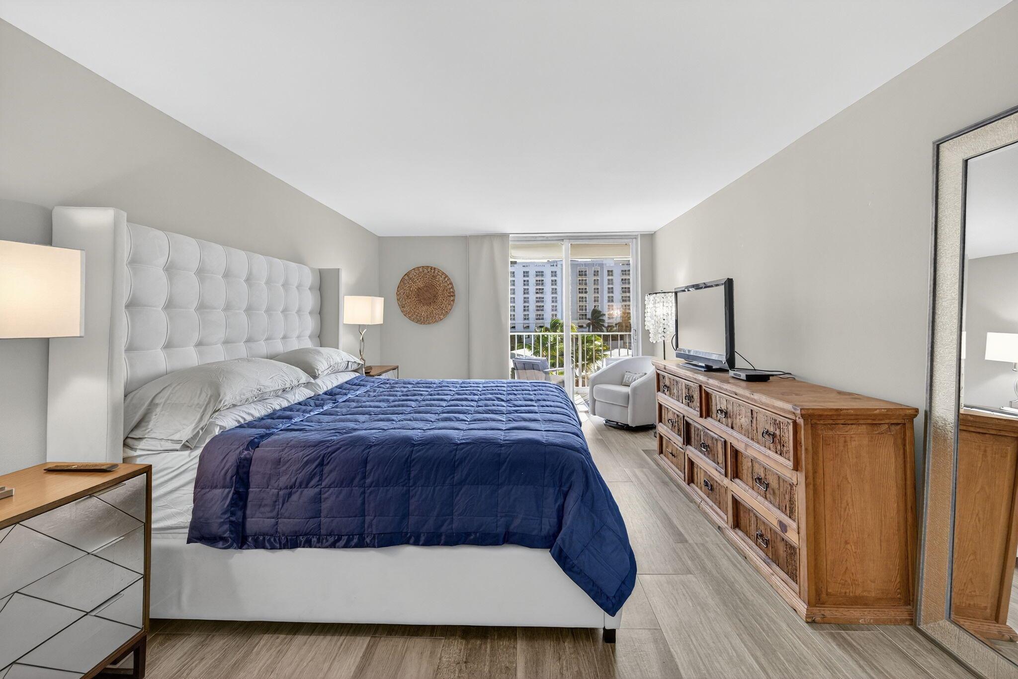 AEGEAN - POMPANO BEACH - Residential
