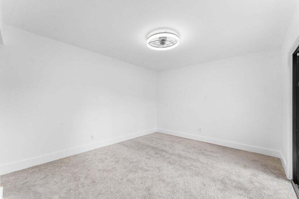 SPANISH WELLS - Residential Lease