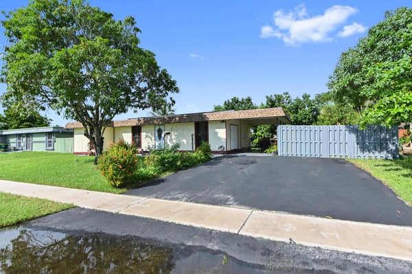 7903 NW 69TH AVE, TAMARAC, FL 33321 - Image aa9db83cda4e50ef2d6a87e7a1c49f9e/1351574521