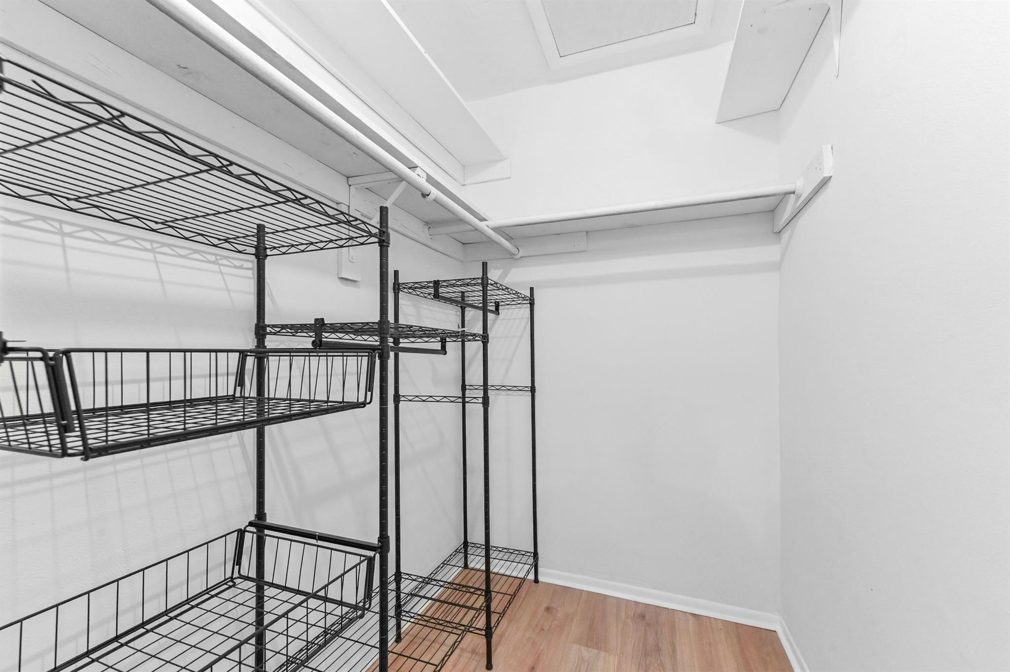 Leisureville - Residential