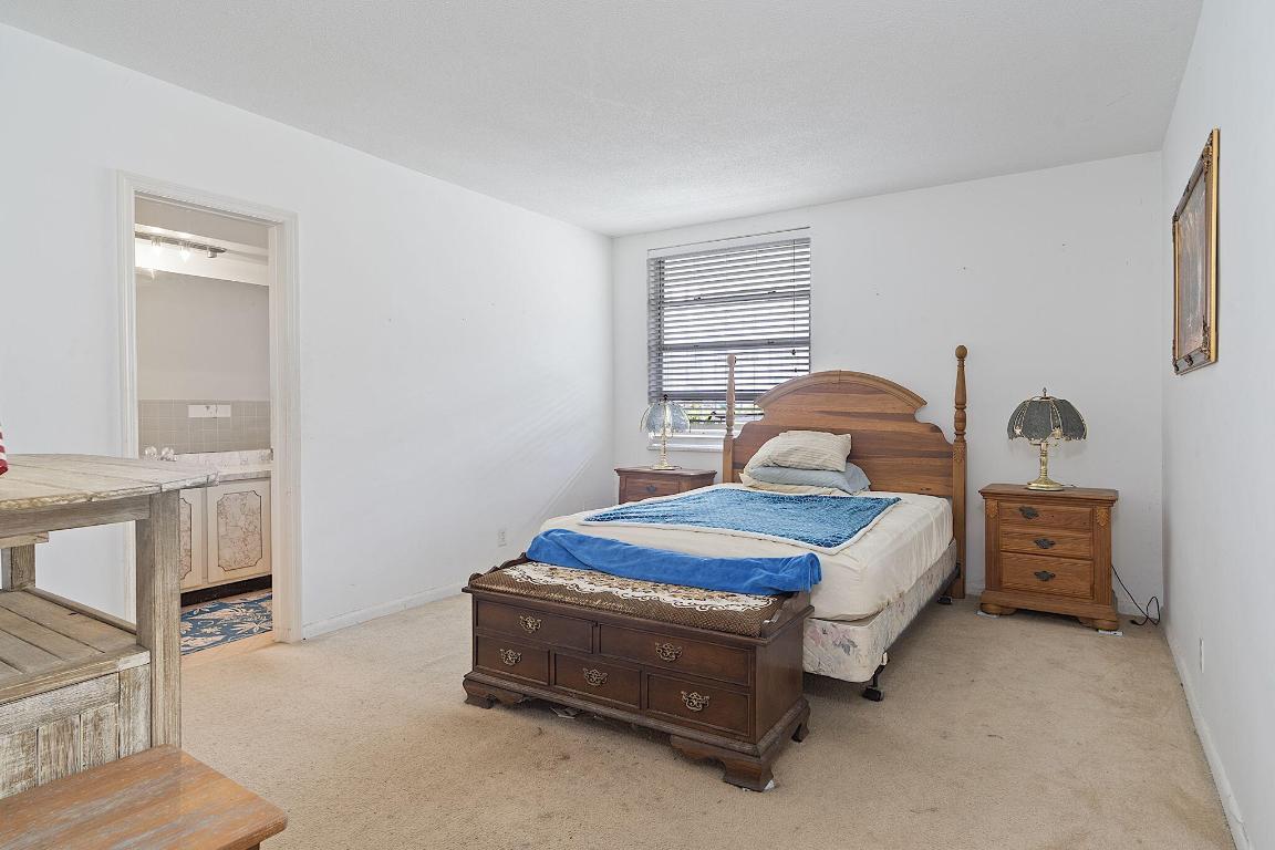 GOLD COAST TOWERS CONDO - Residential