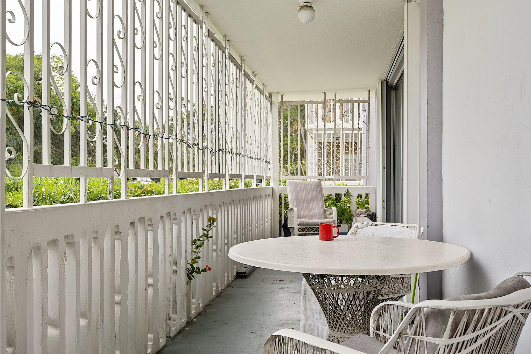 GOLD COAST TOWERS CONDO - Residential