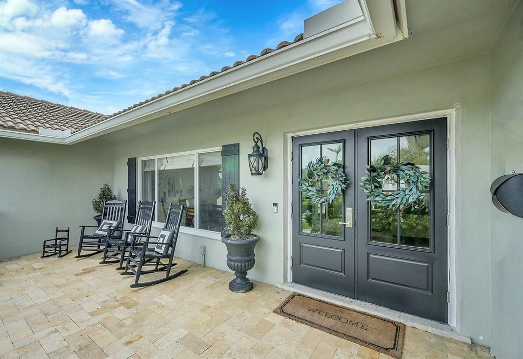 Photo of 1550 SW 8th Street, Boca Raton, FL 33486 (MLS # R11065239)