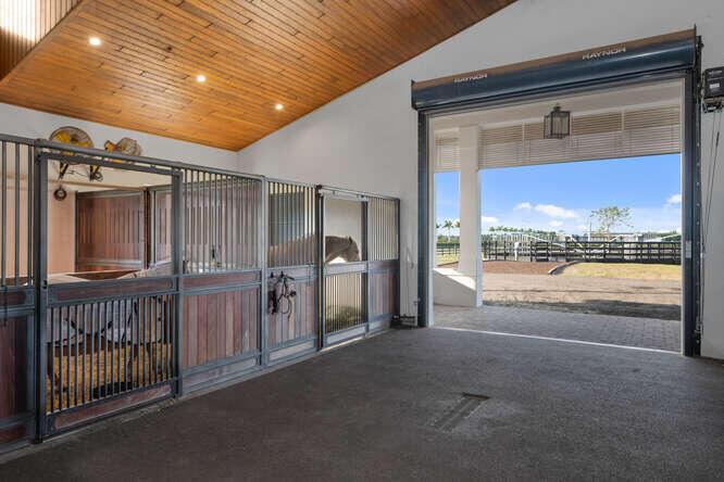 WELLINGTON PRESERVE - Residential