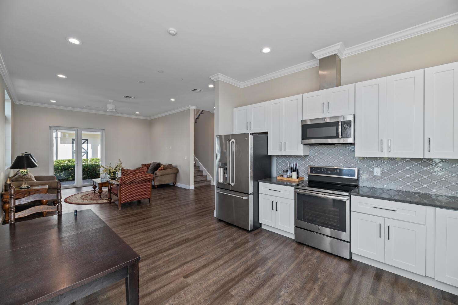 WELLINGTON PRESERVE - Residential