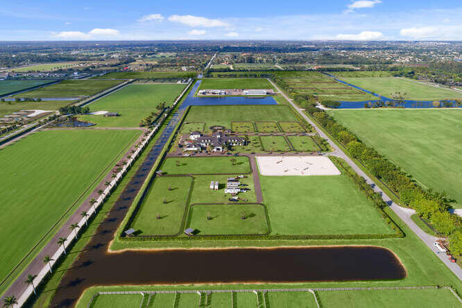 WELLINGTON PRESERVE - Residential