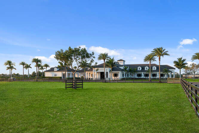 WELLINGTON PRESERVE - Residential