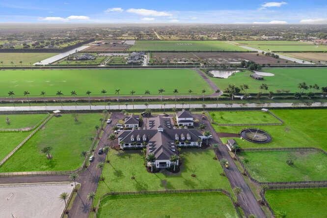 WELLINGTON PRESERVE - Residential