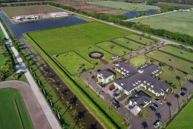 WELLINGTON PRESERVE - Residential