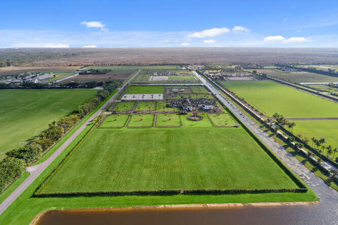 WELLINGTON PRESERVE - Residential