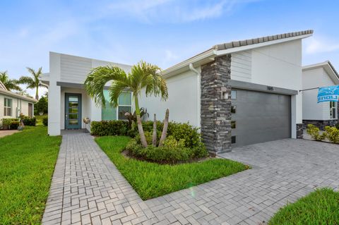 A home in Port St Lucie