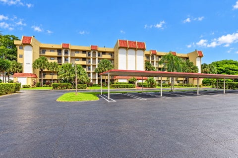 Tiny photo for 23344 CAROLWOOD Lane #6505, Boca Raton, FL 33428 (MLS # B26085381)