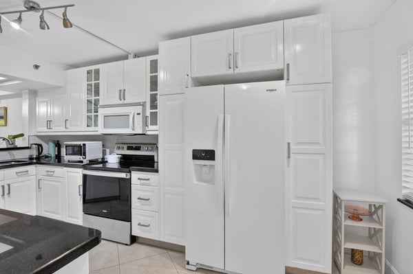 23344 CAROLWOOD LN # 505, BOCA RATON, FL 33428 - Image aaa2a5842ef653793c9b6dff77998d21/2643115649