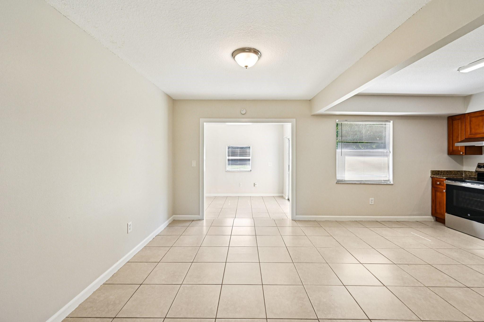 5031 Royal Palm Beach Blvd, West Palm Beach, FL, 33411/$529,900 4 5031 Royal Palm Beach Blvd