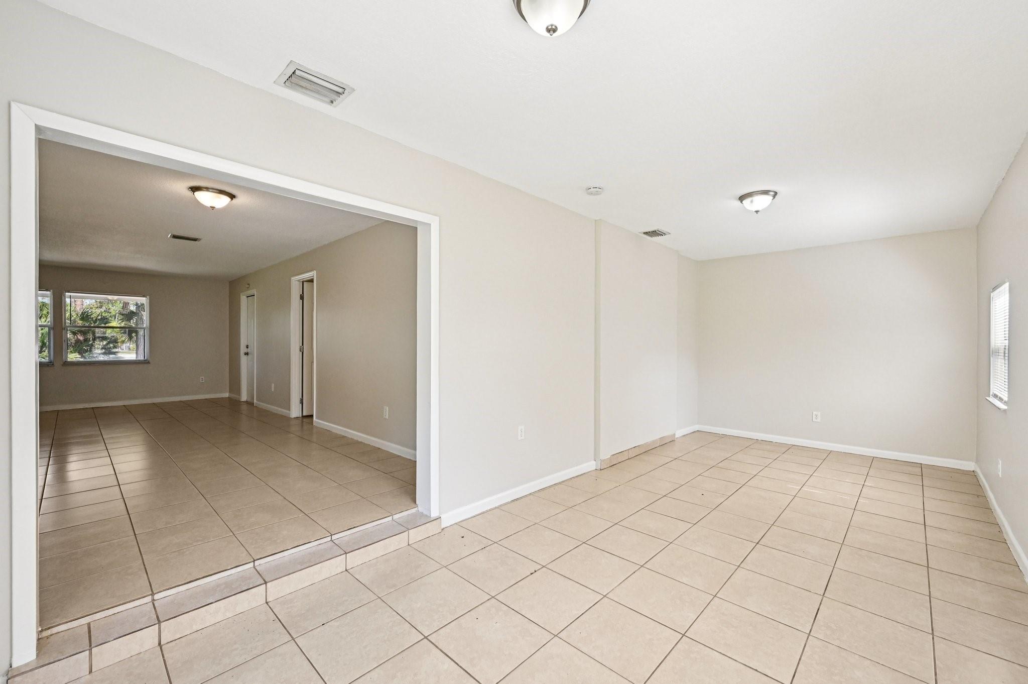 5031 Royal Palm Beach Blvd, West Palm Beach, FL, 33411/$529,900 3 5031 Royal Palm Beach Blvd