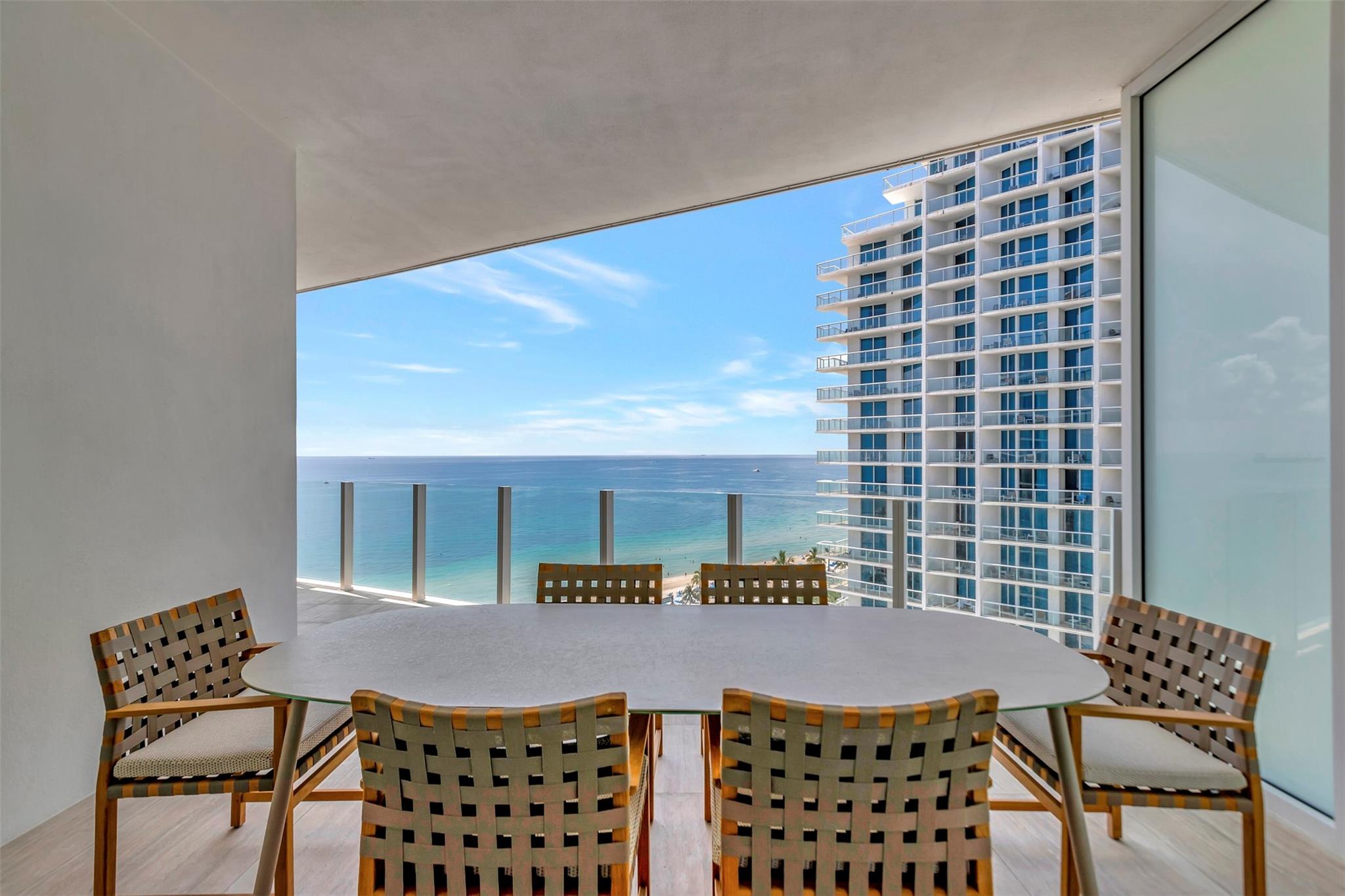 Four Seasons - Residential