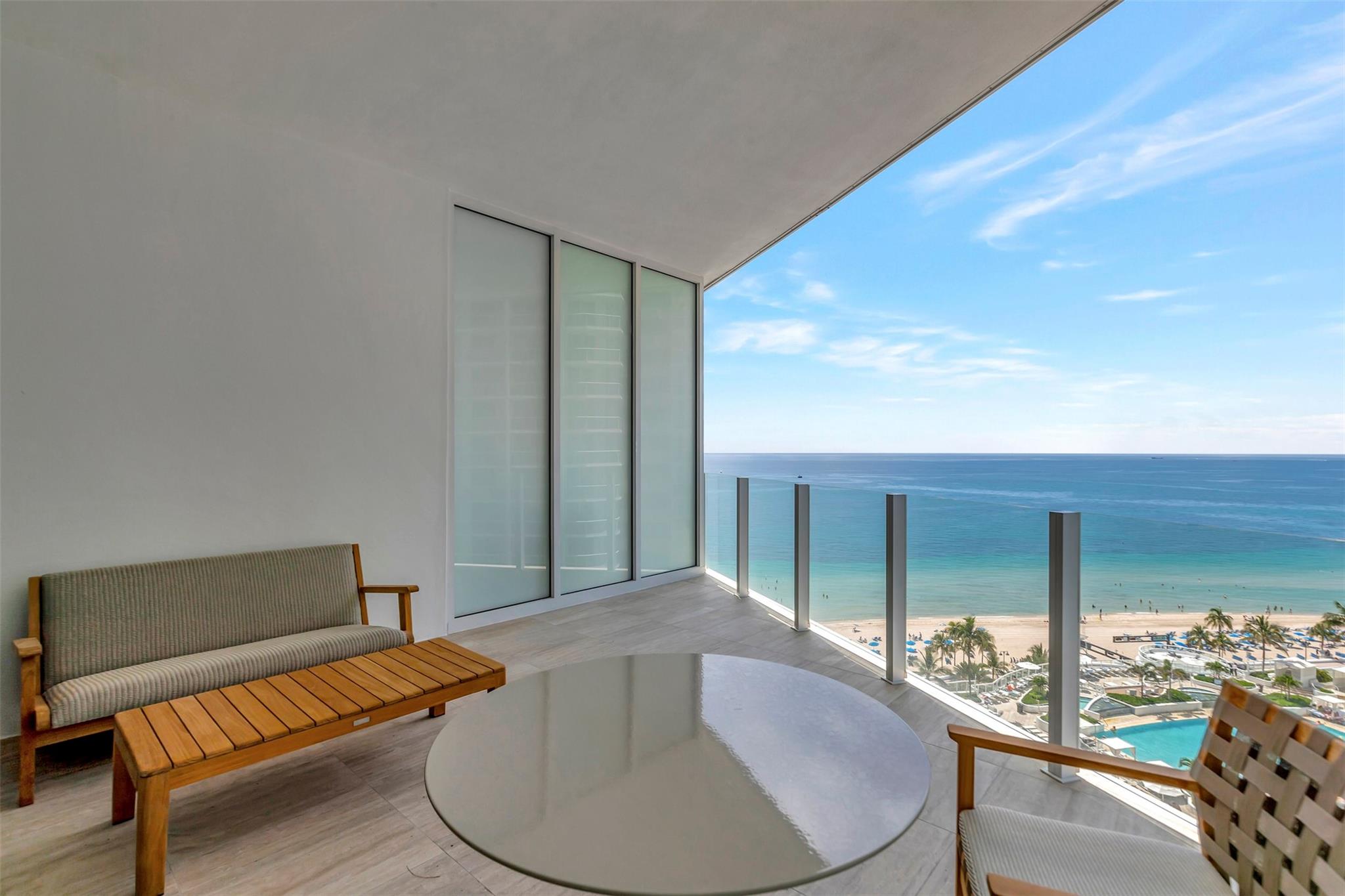 Four Seasons - Residential