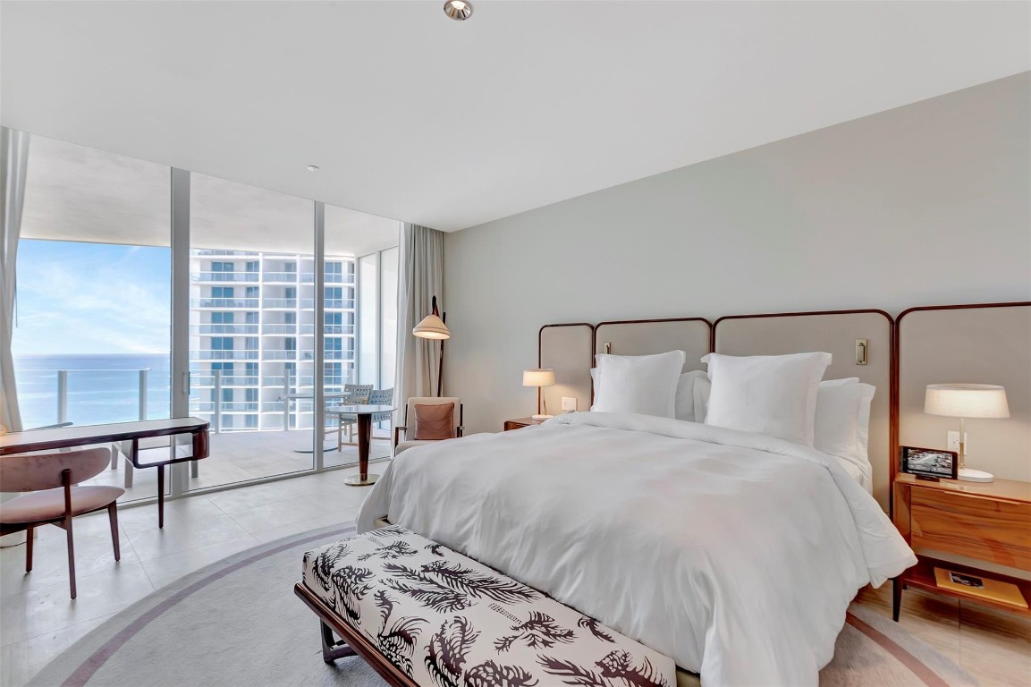 Four Seasons - Residential