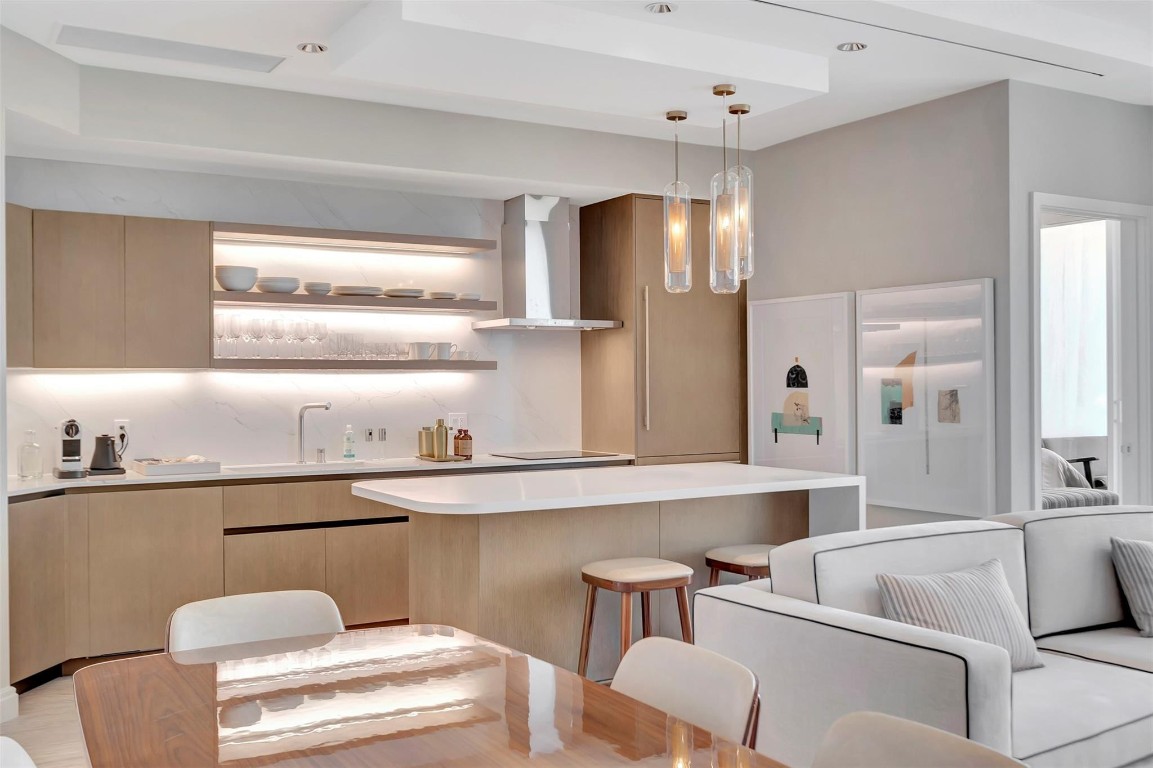 Four Seasons - Residential