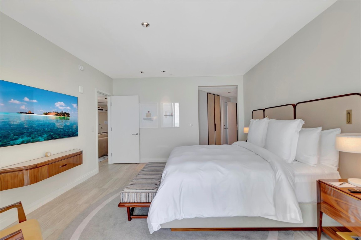 Four Seasons - Residential