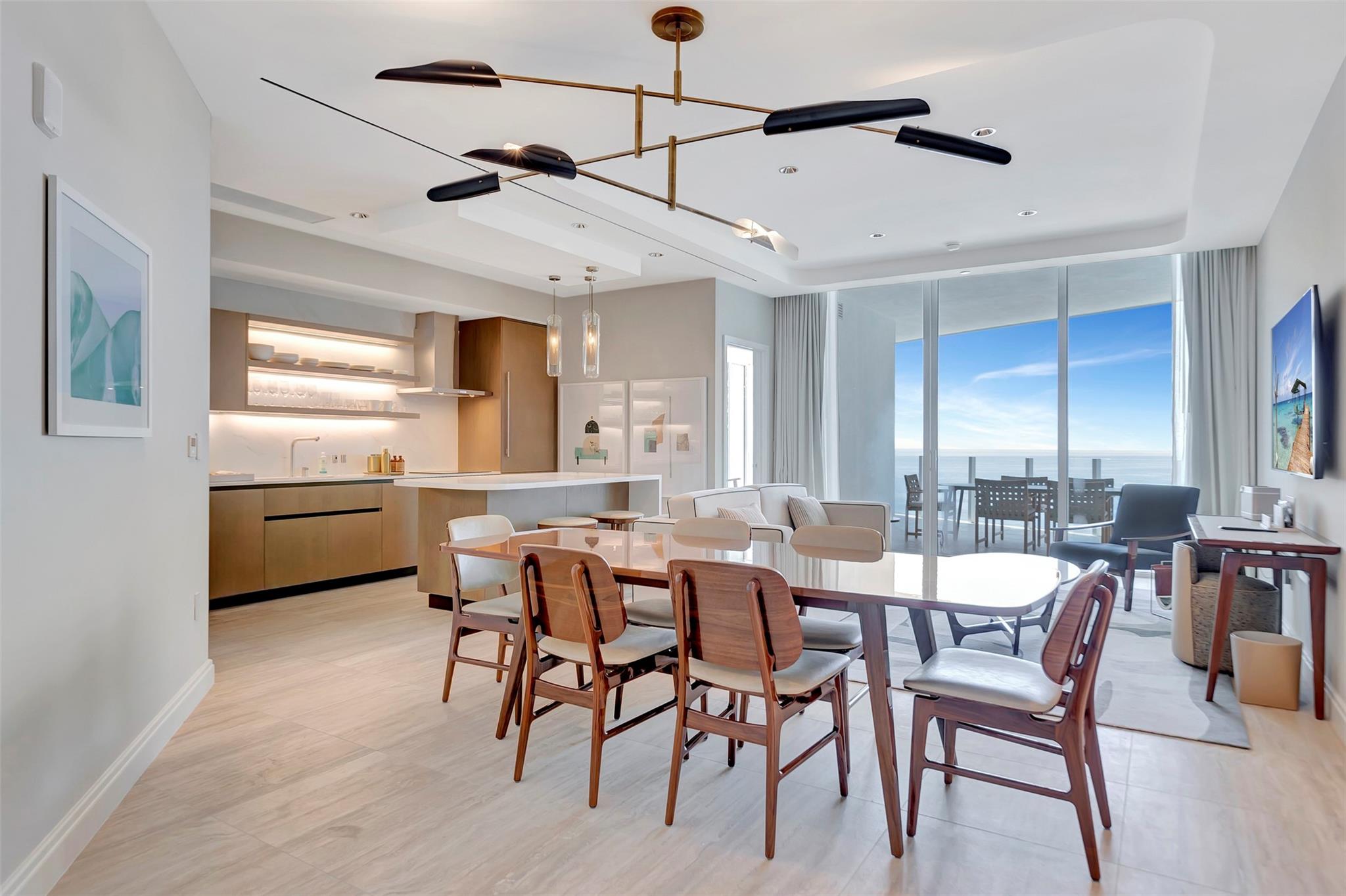 Four Seasons - Residential