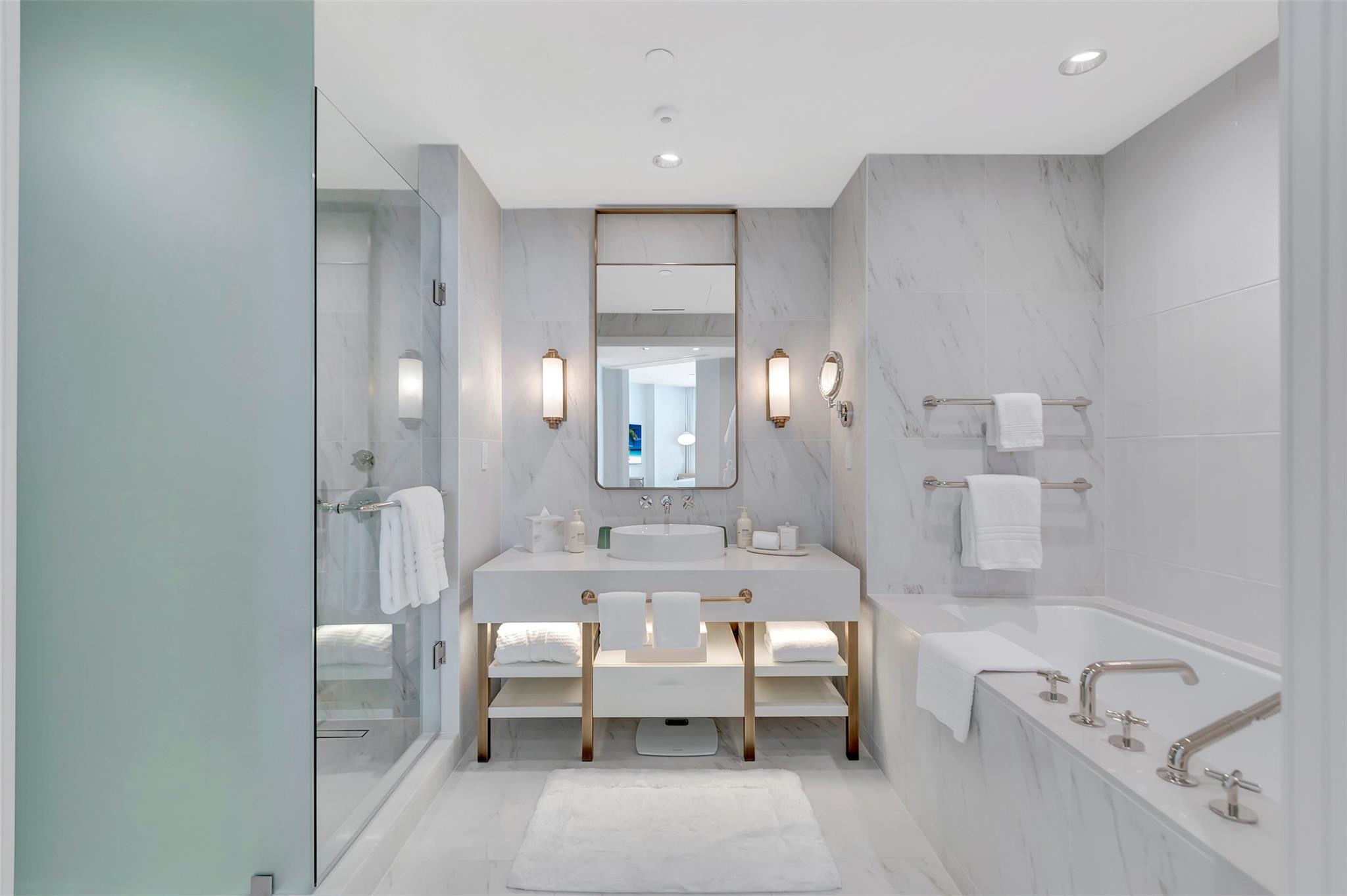 Four Seasons - Residential