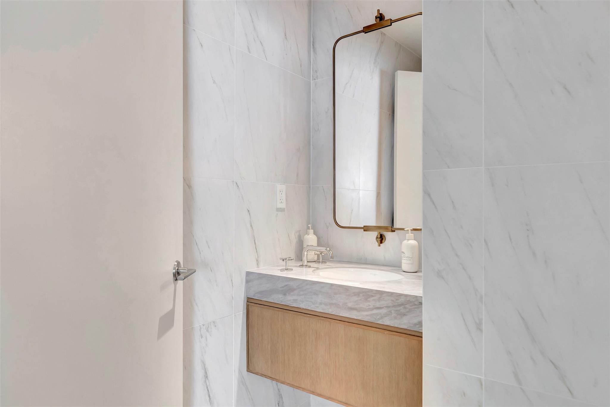 Four Seasons - Residential