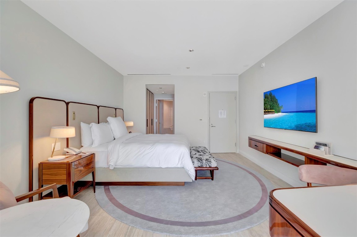 Four Seasons - Residential