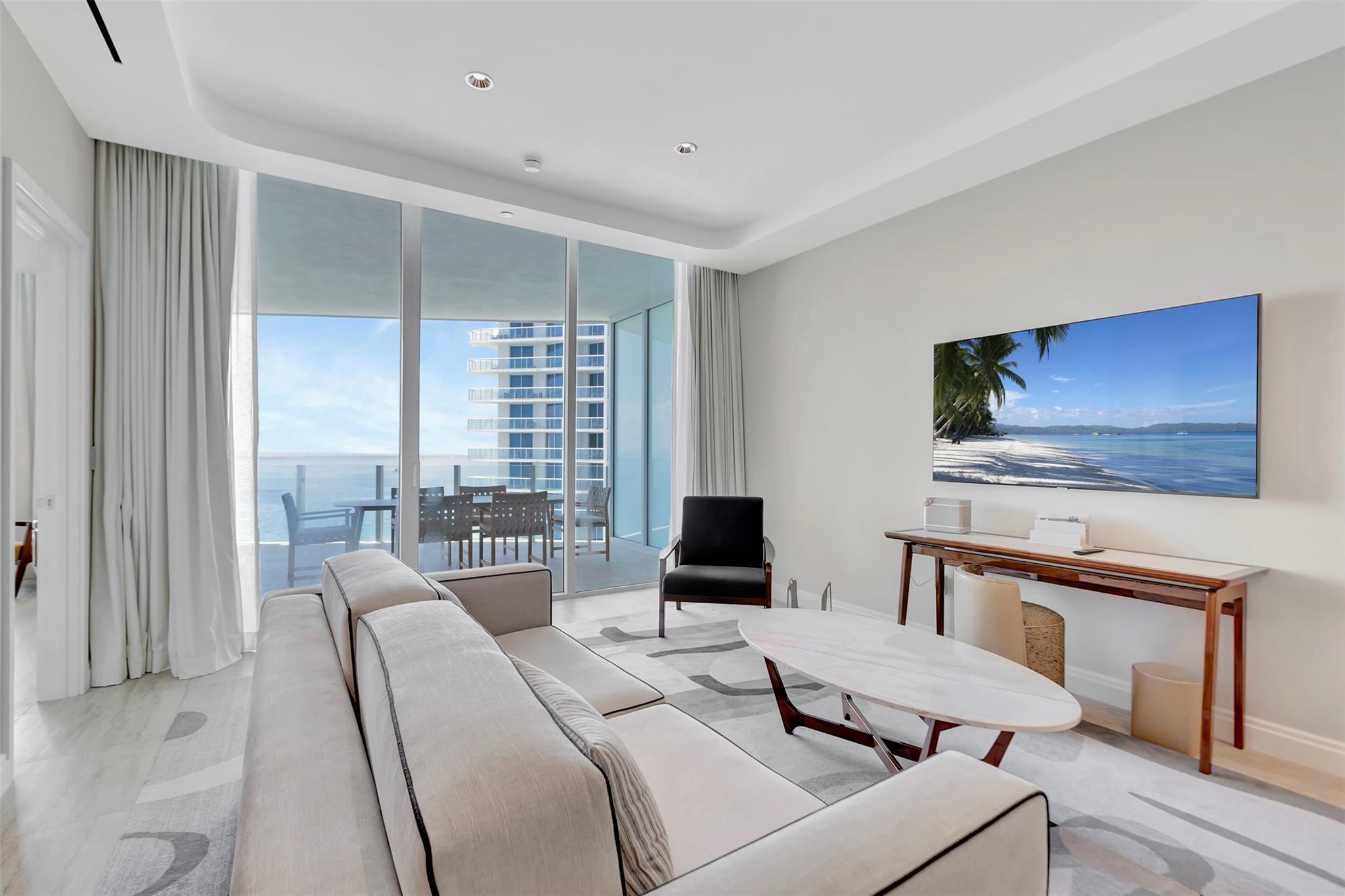 Four Seasons - Residential