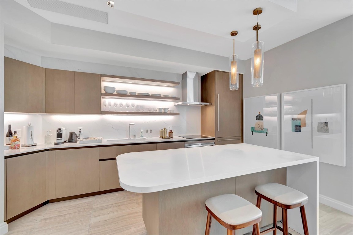 Four Seasons - Residential