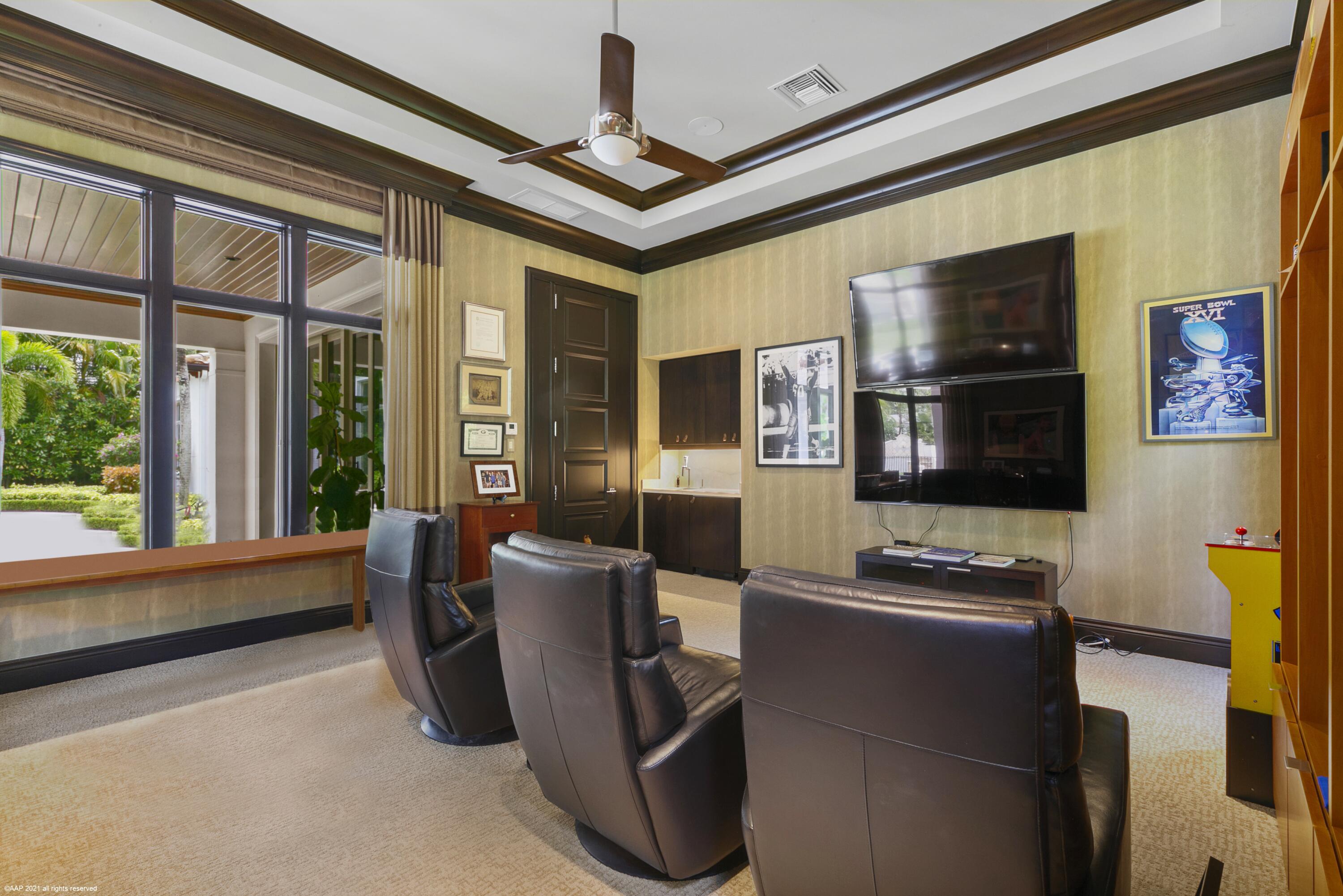 OLD PALM - Residential