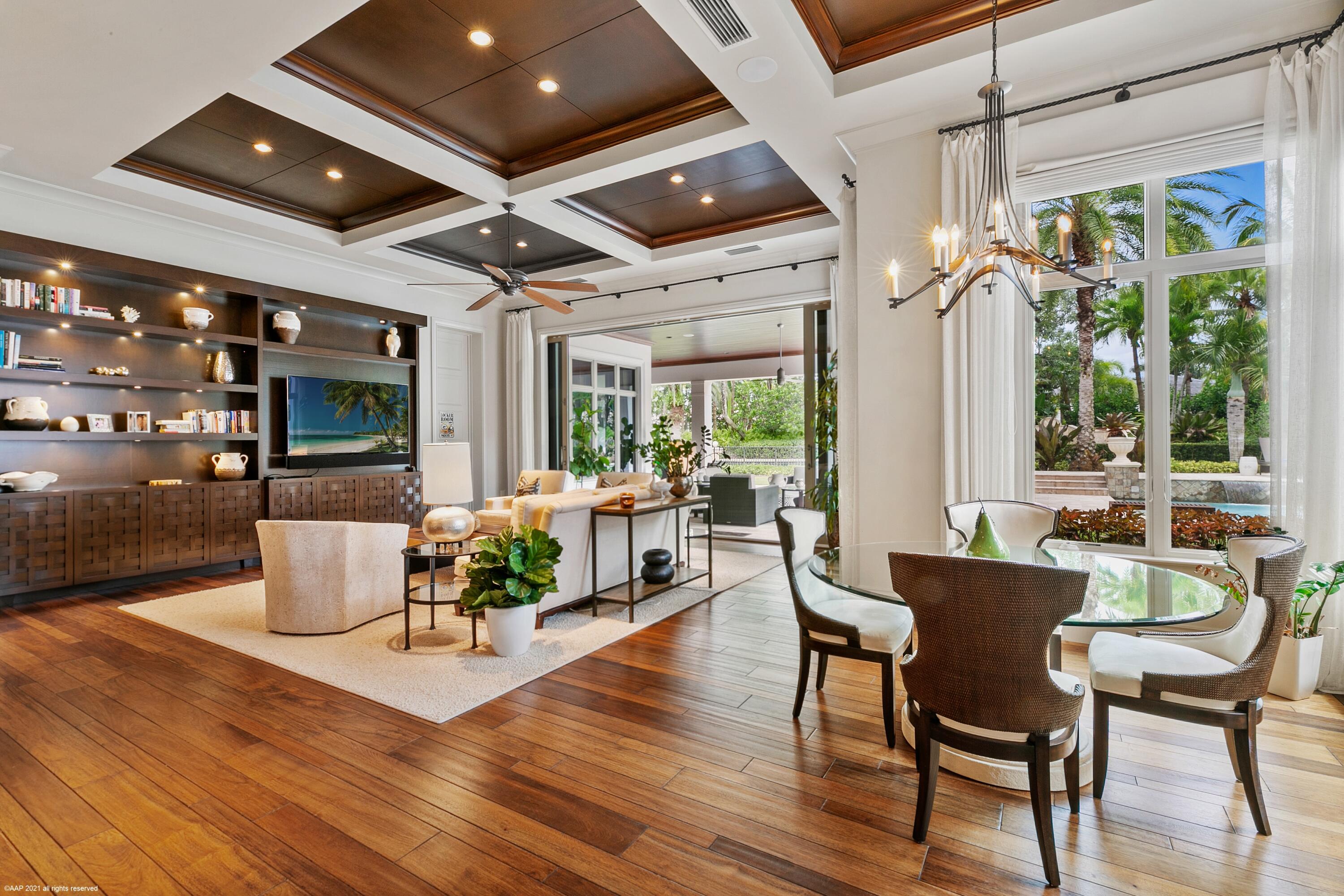 OLD PALM - Residential