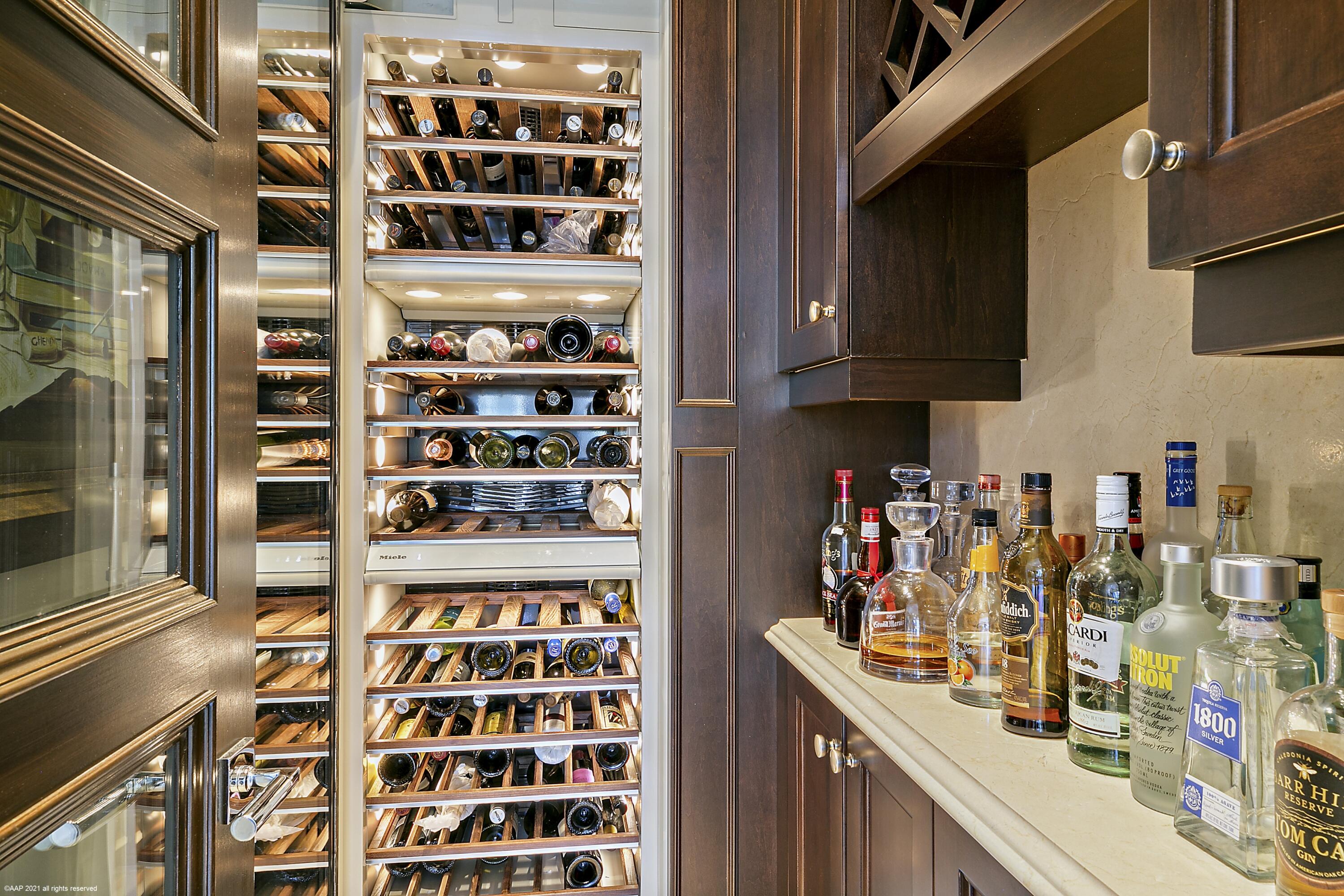 OLD PALM - Residential