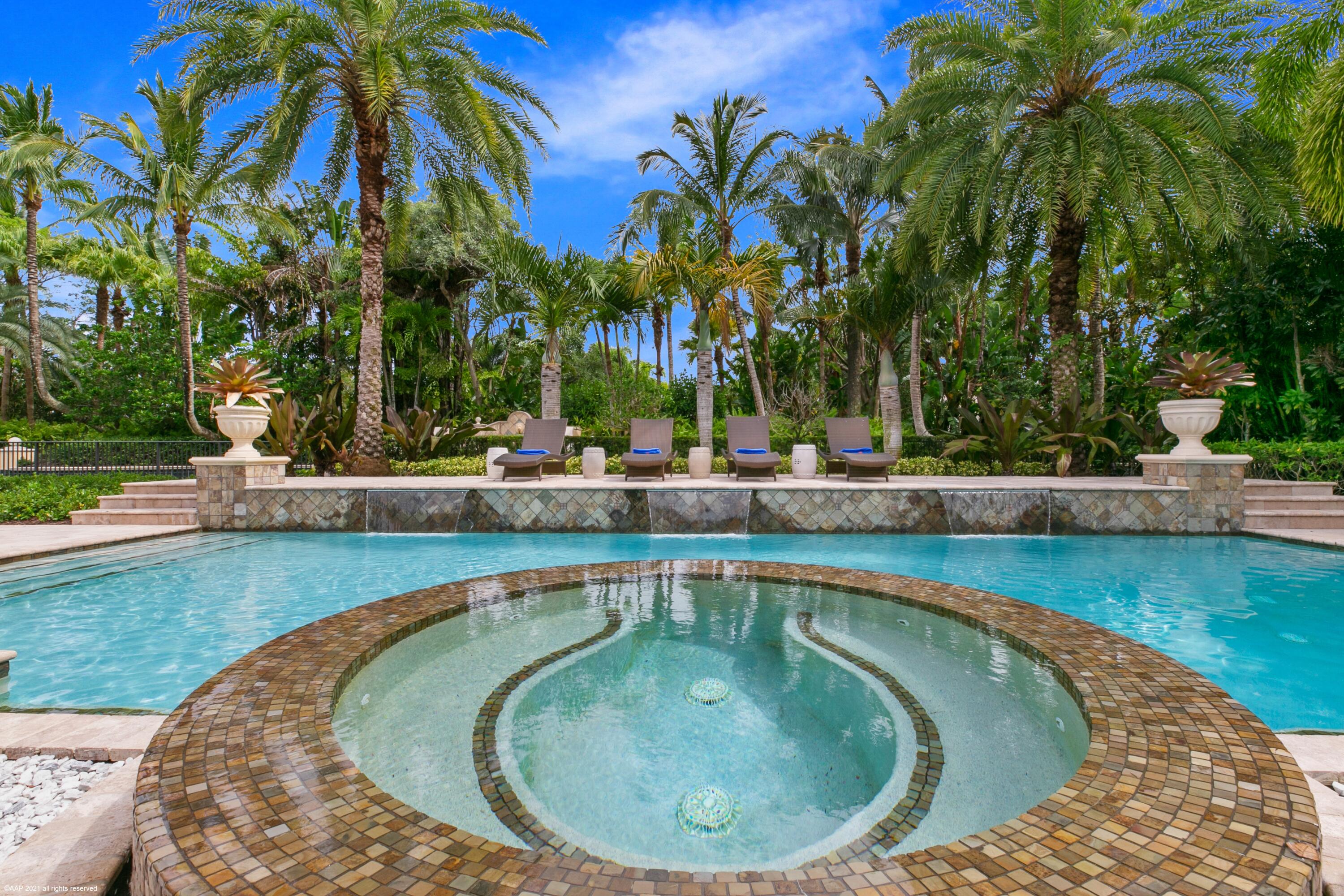 OLD PALM - Residential