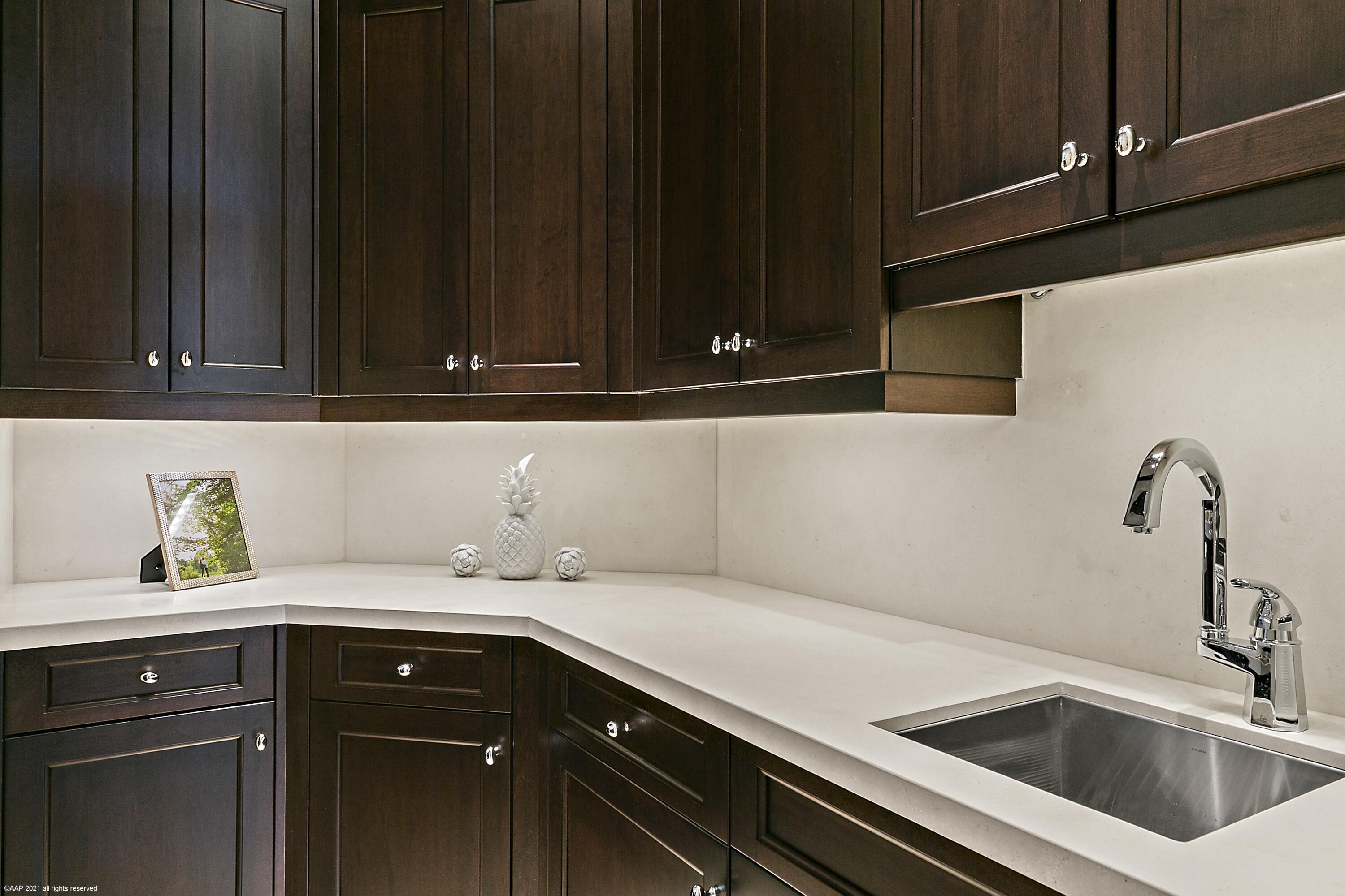 OLD PALM - Residential