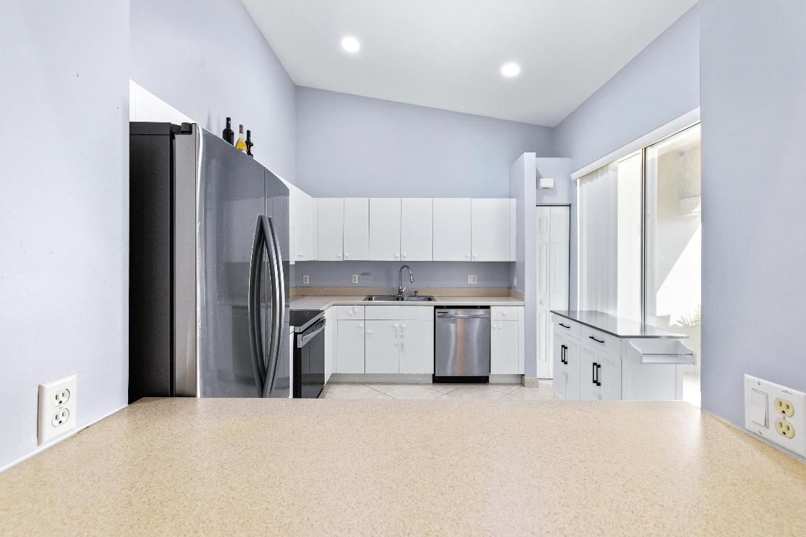 ANDROS ISLES - Residential