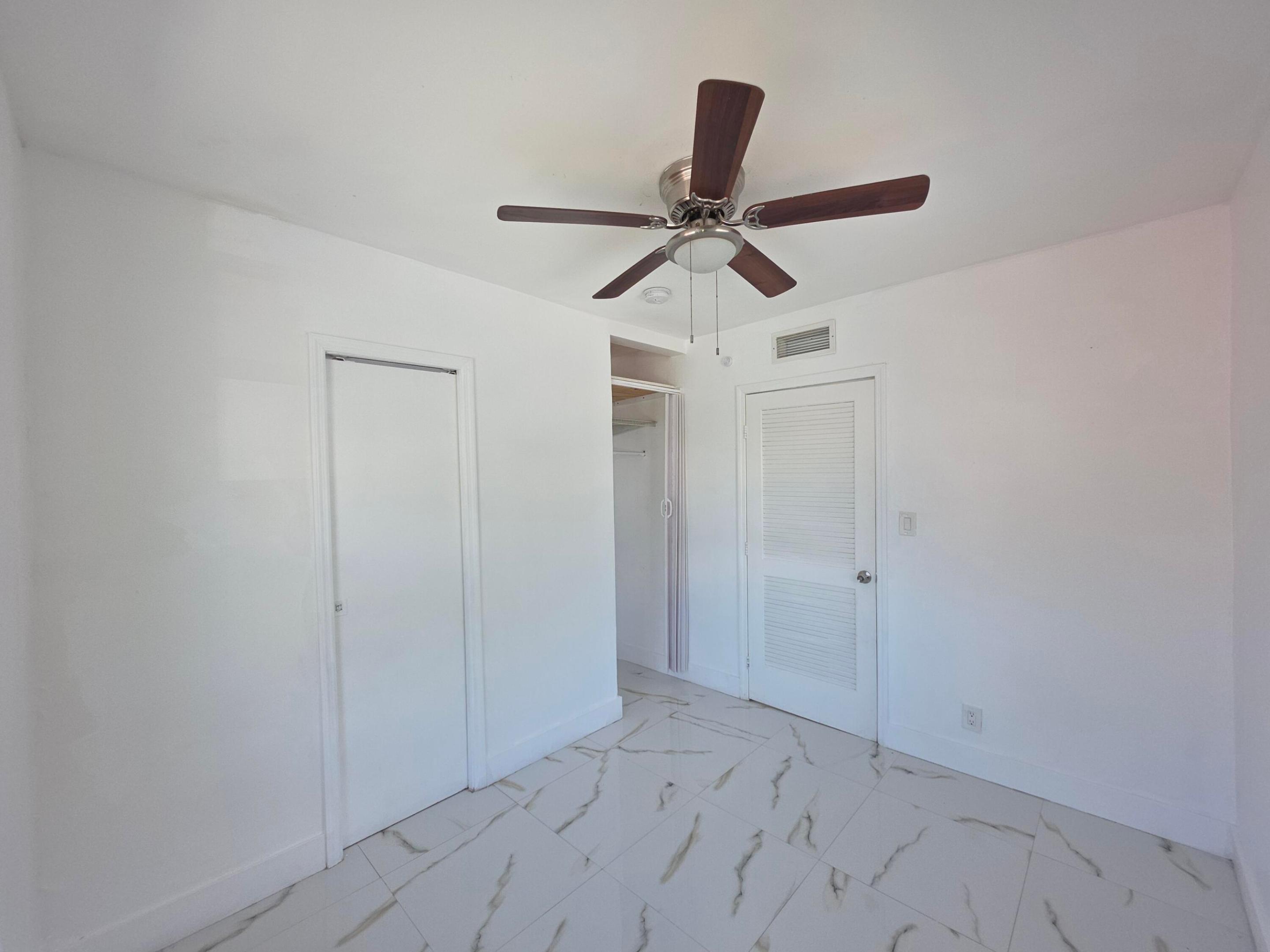 LAWRENCE ESTATES LAND COS SUB - Residential Income