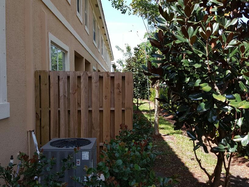 CHARLESTON COMMONS - Residential