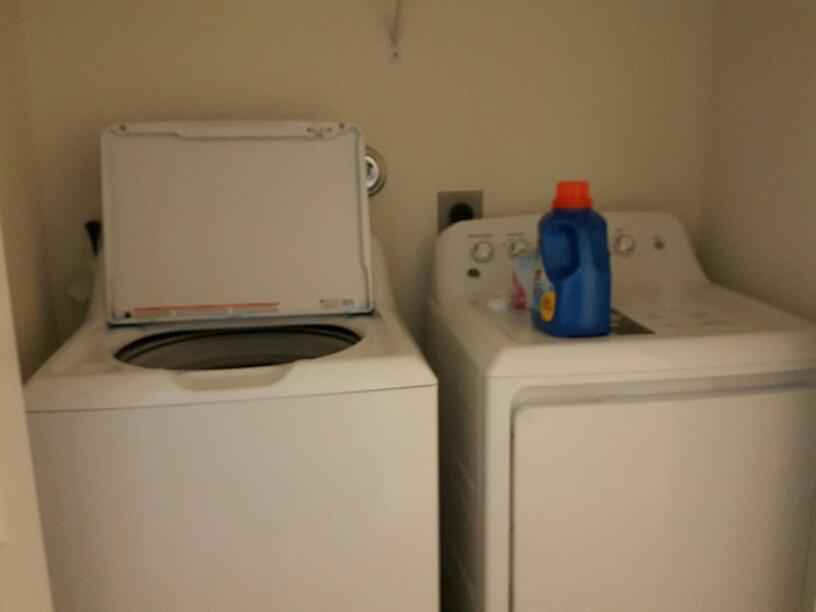 CHARLESTON COMMONS - Residential