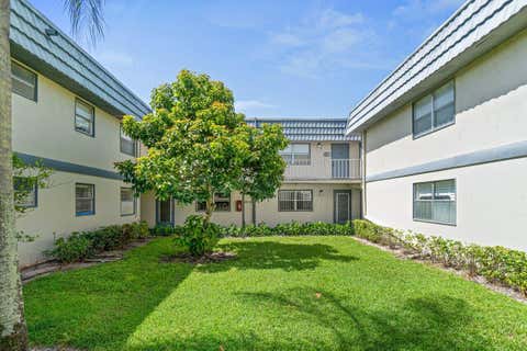 Photo of 690 BRITTANY O, Delray Beach, FL 33446 (MLS # B26053218)