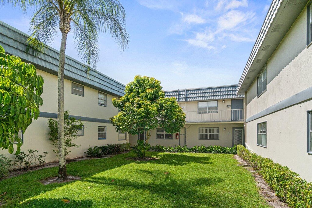 Photo of 690 BRITTANY O, Delray Beach, FL 33446 (MLS # B26053218)