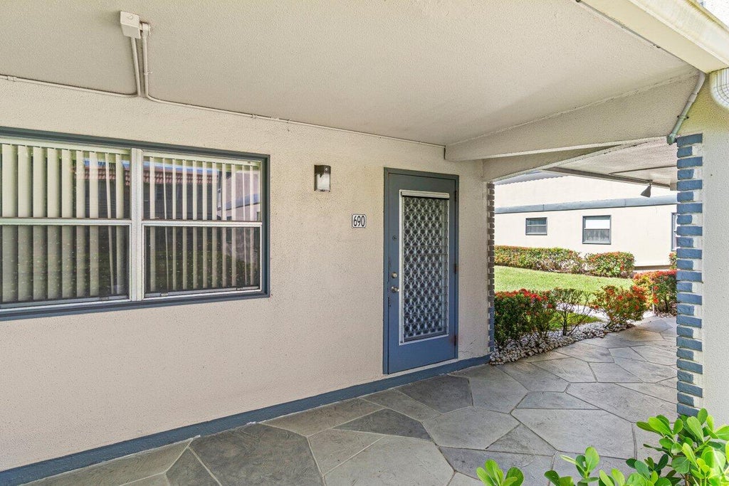 Photo of 690 BRITTANY O, Delray Beach, FL 33446 (MLS # B26053218)