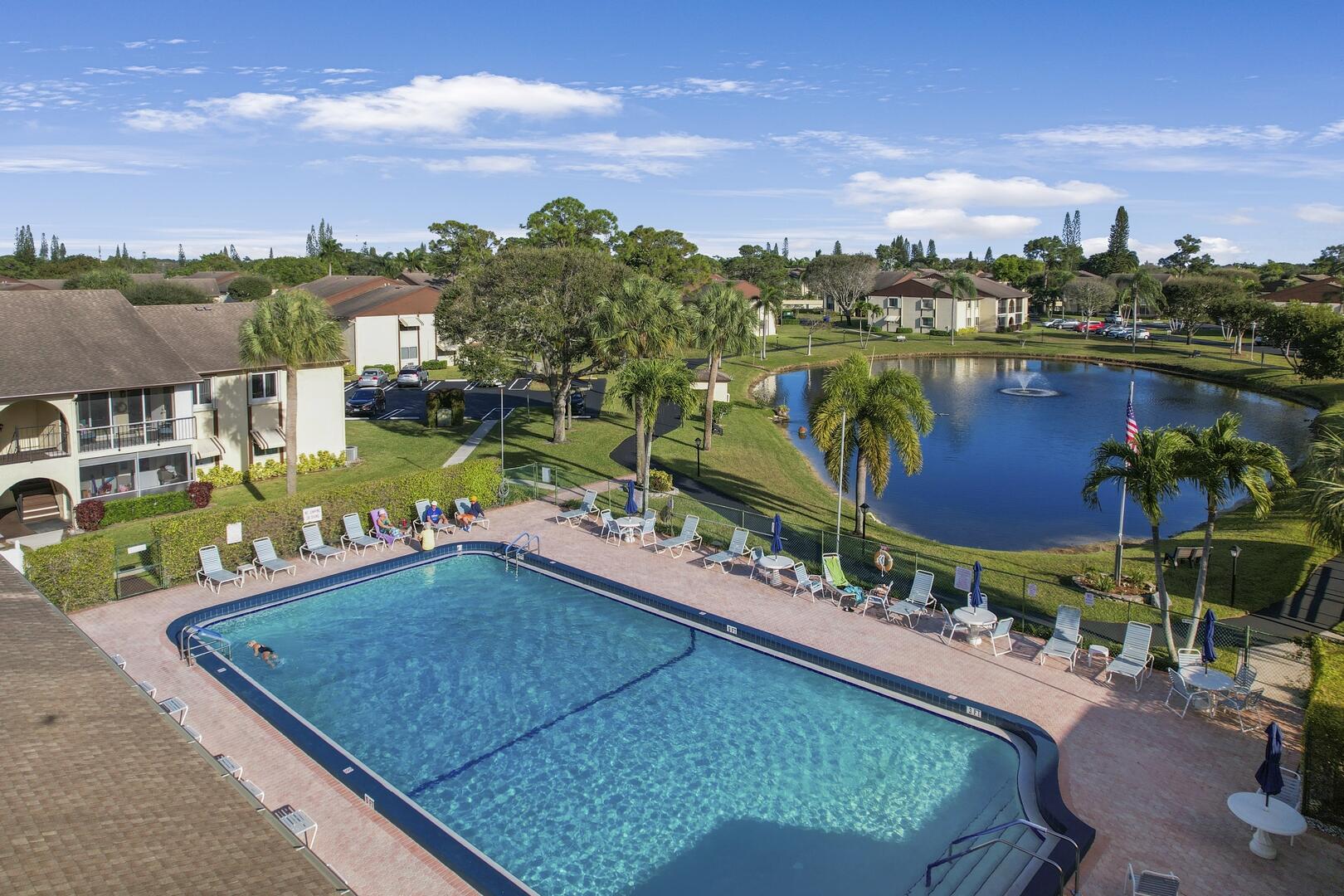 LA PINATA - Residential