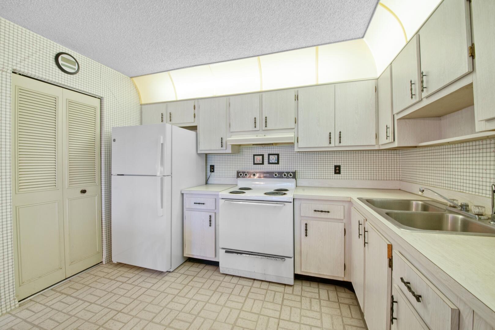 LA PINATA - Residential