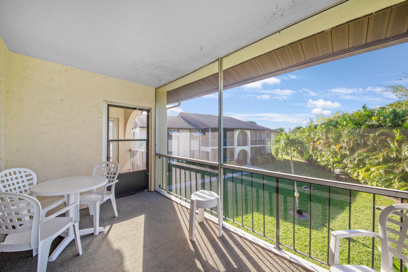 LA PINATA - Residential