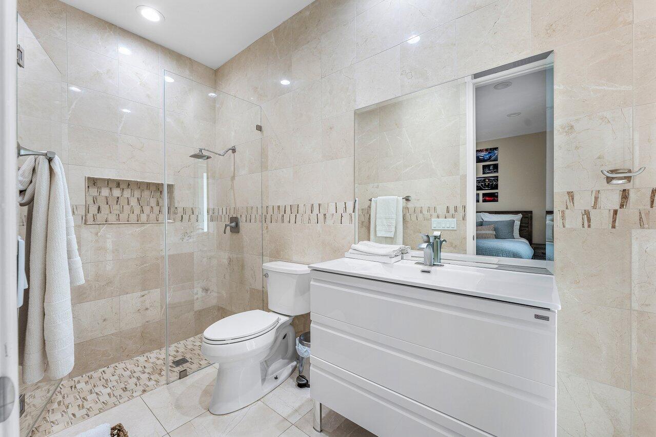 ST ANDREWS COUNTRY CLUB - Residential