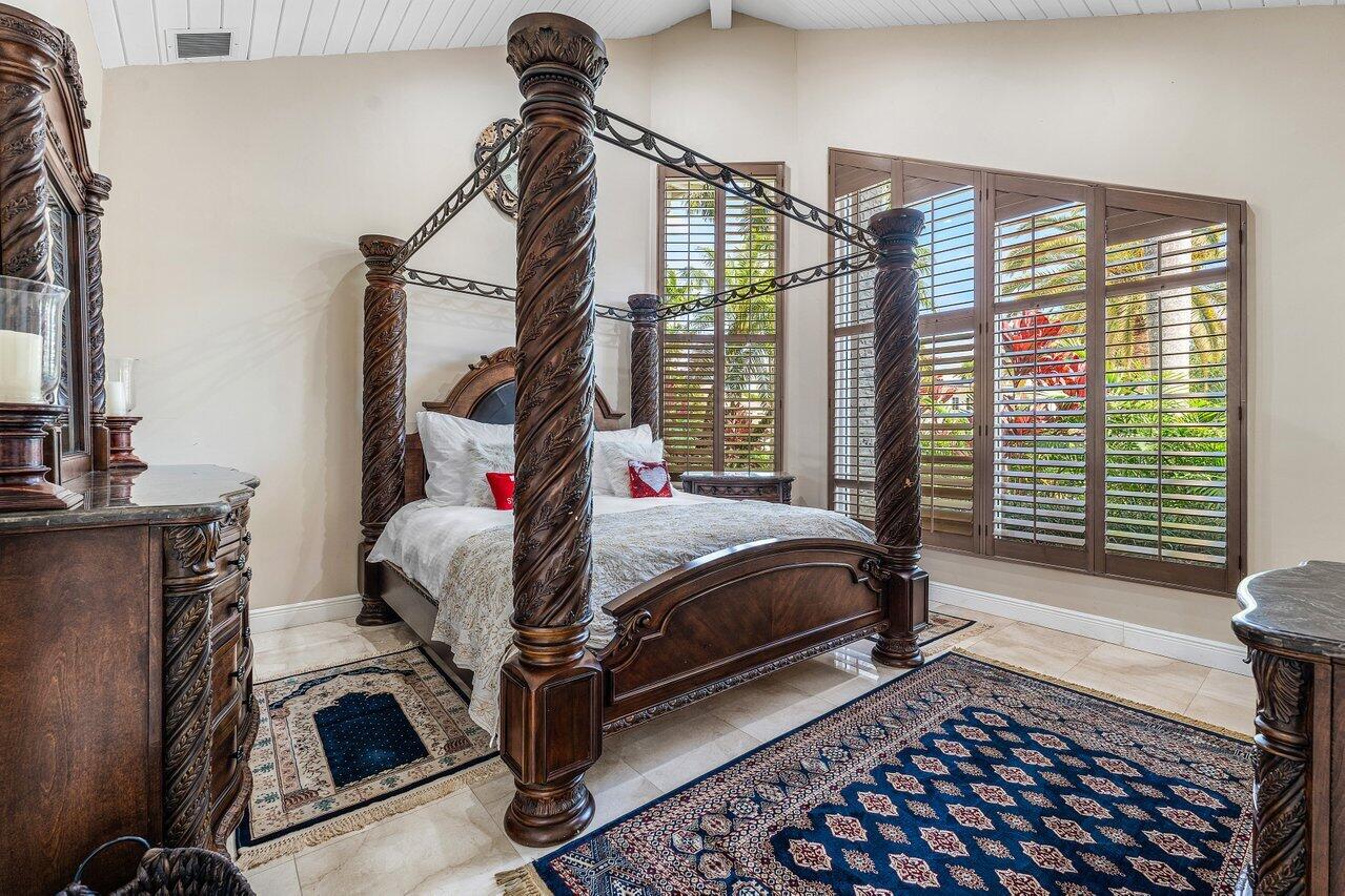 ST ANDREWS COUNTRY CLUB - Residential