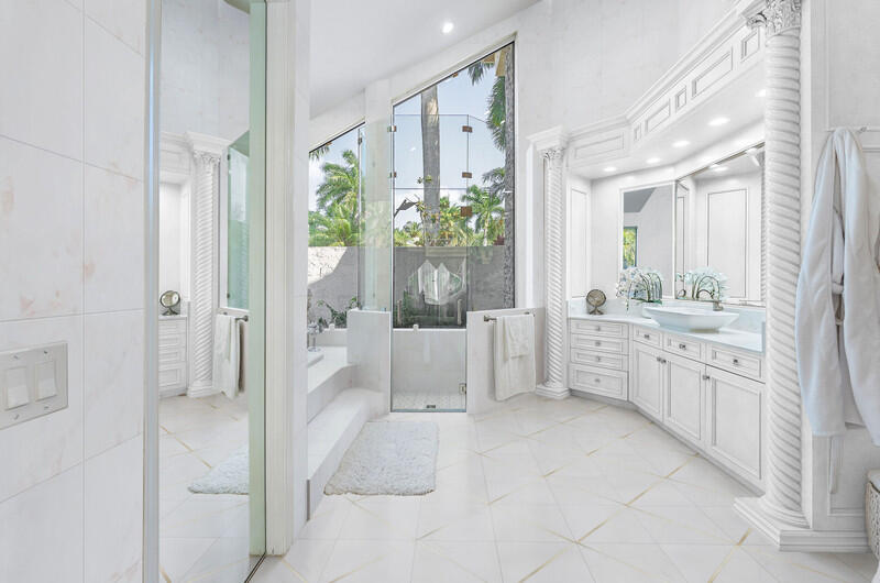 ST ANDREWS COUNTRY CLUB - Residential